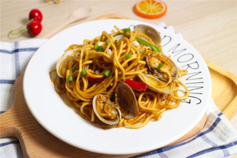 今麦今鲜海鲜焖面加盟