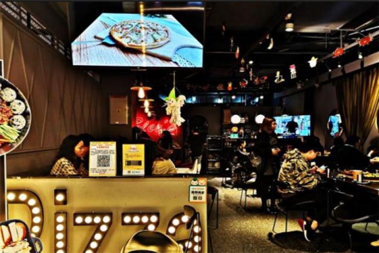 布林斯深盘披萨加盟