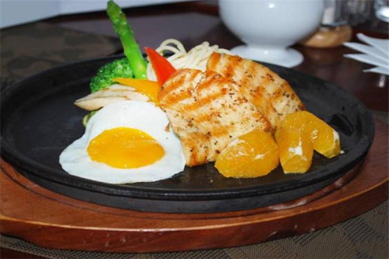 菲菲西餐厅加盟