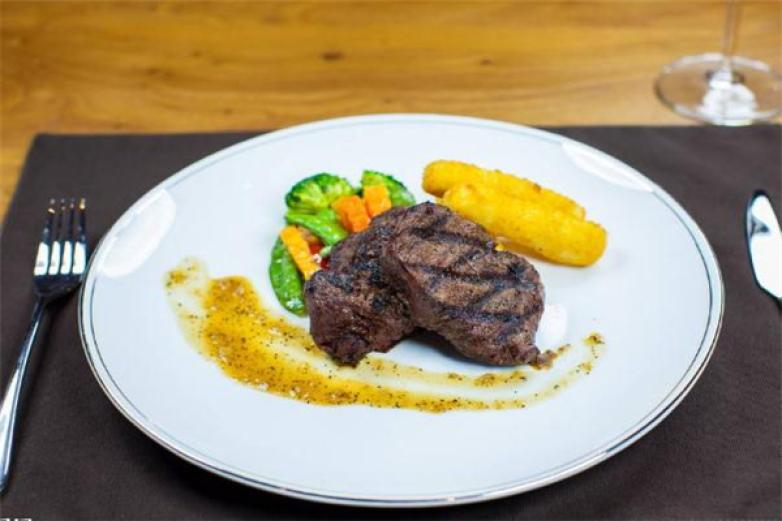 菲菲西餐厅加盟