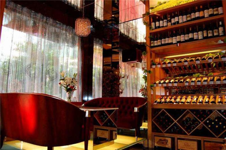 古杰尼葡萄酒加盟