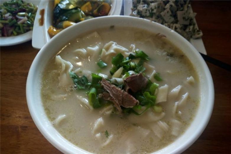 银记羊汤烩面加盟