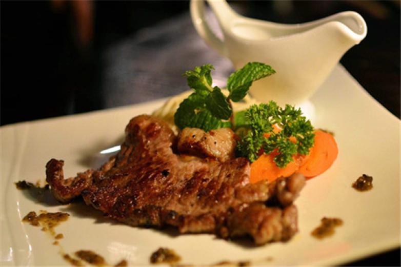 暖荷咖啡西餐厅加盟