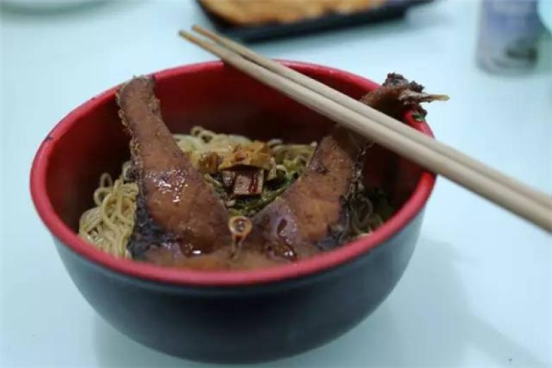 老上海味道老阿叔面餐馆加盟