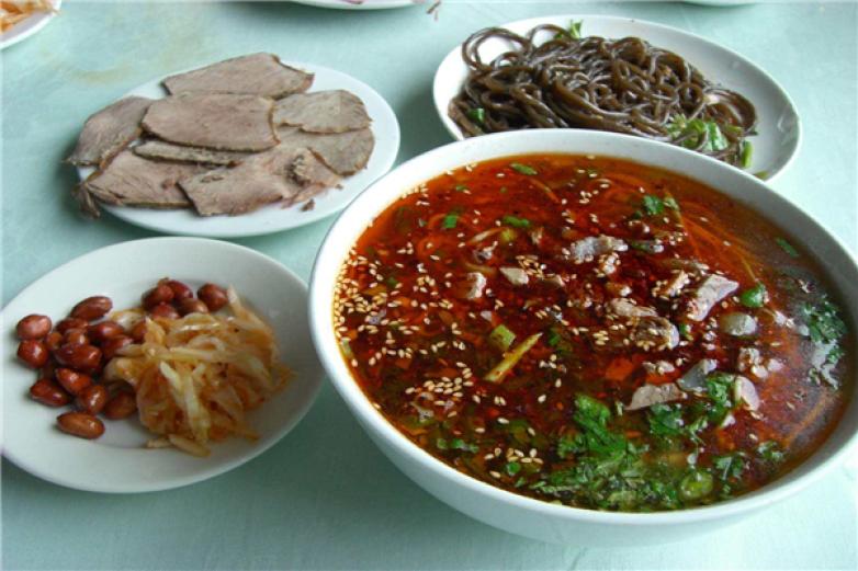 牛大坊牛肉面加盟