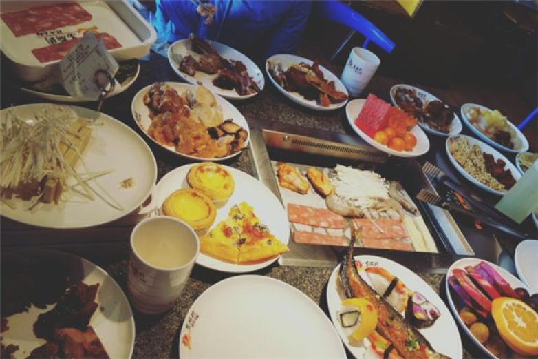 富丽园自助餐加盟