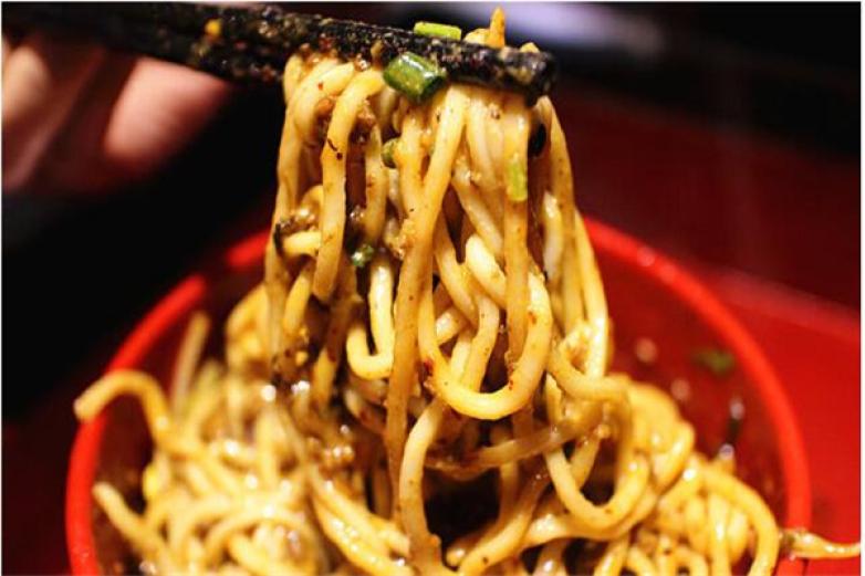 大龍鲜面馆加盟