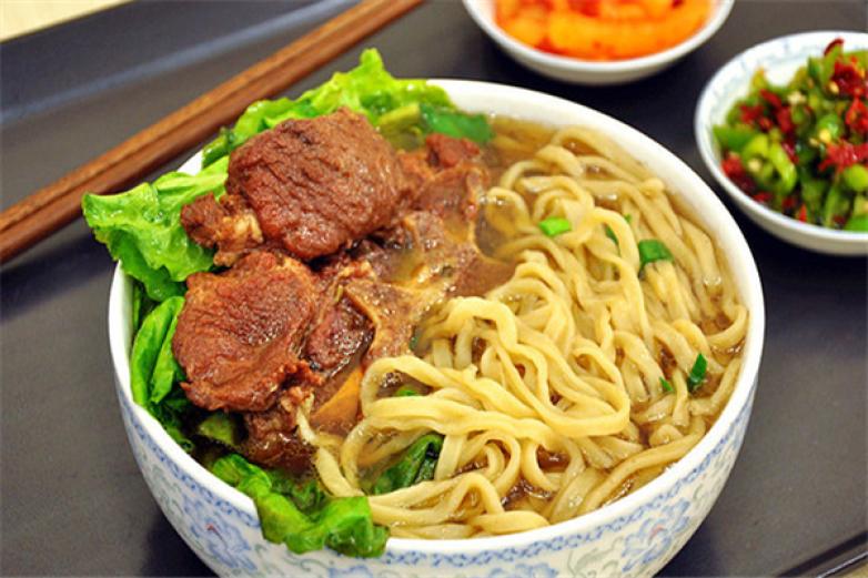 品味世家锅盖面加盟