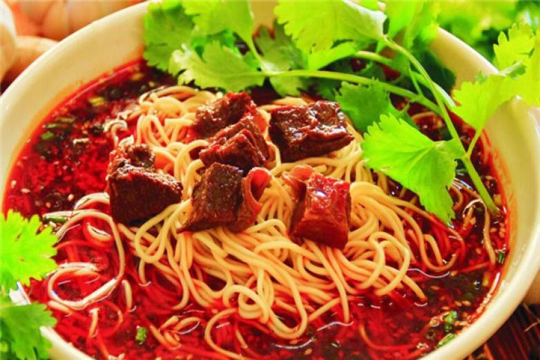 鑫王婆牛肉面加盟