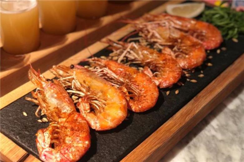 喧客音乐啤酒餐吧加盟