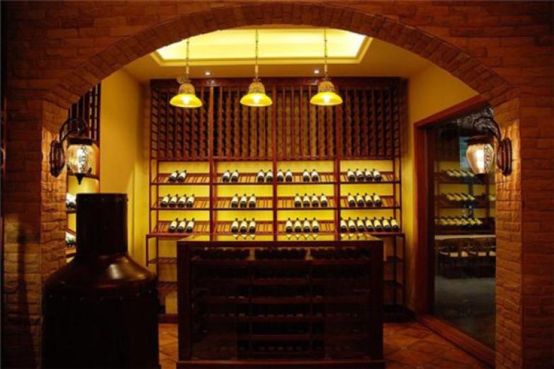 <span style='background-color:red;vertical-align:baseline;'><span style='background-color:red;vertical-align:baseline;'/span></span>红酒加盟