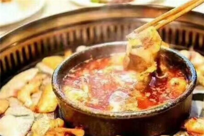 牛仔街区时尚自助餐厅加盟