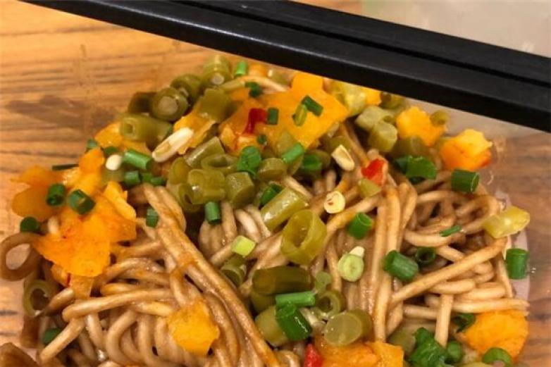 热大叔热干面加盟