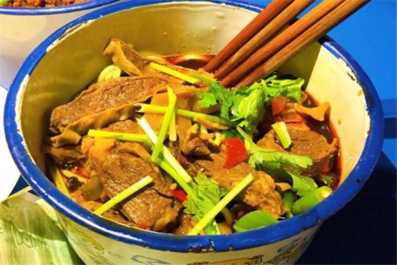 吹得神面馆加盟