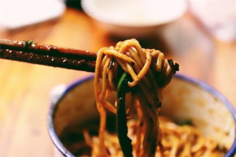 吹得神面馆加盟