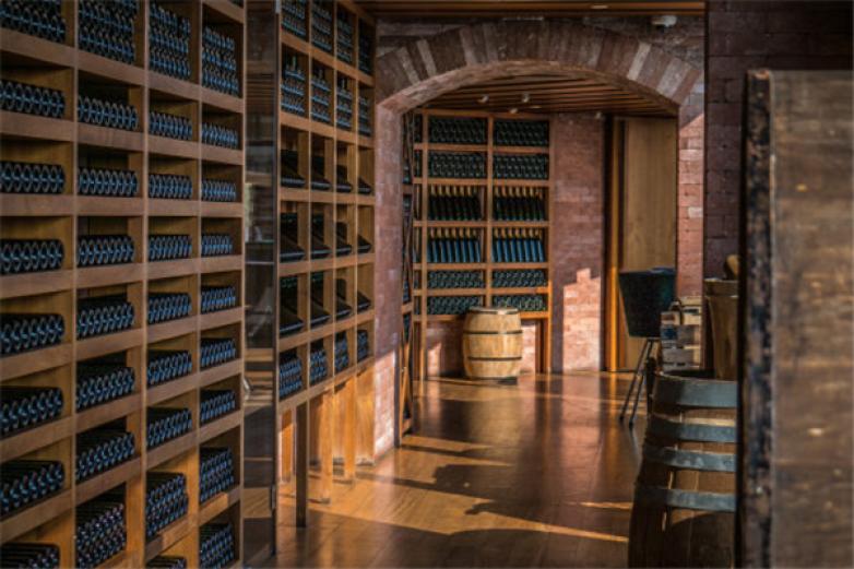 卡斯特酒庄加盟