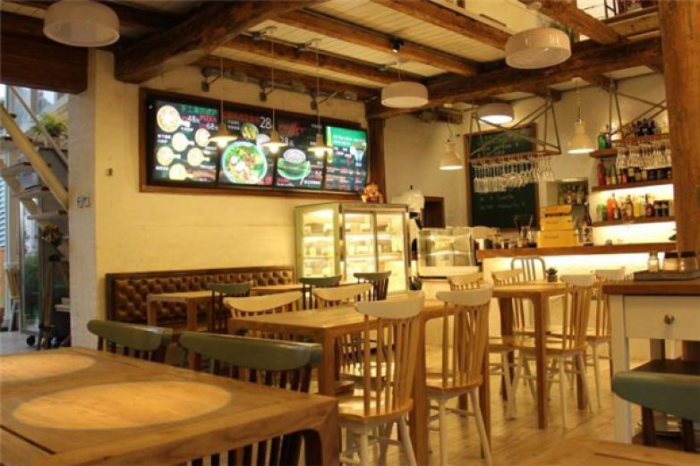 熬骨香牛肉拉面加盟