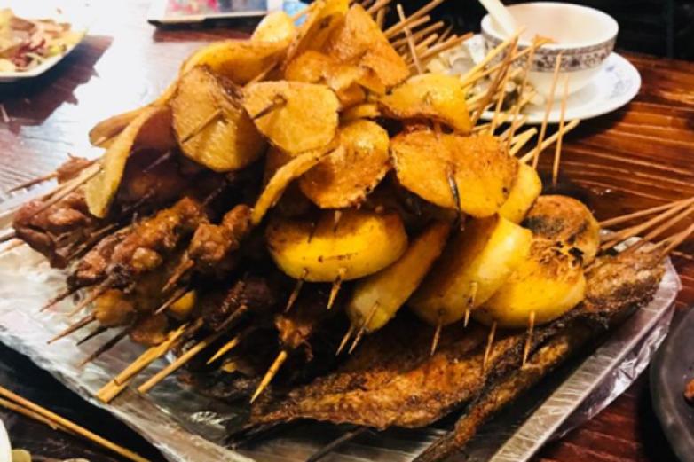 夜游神烧烤加盟