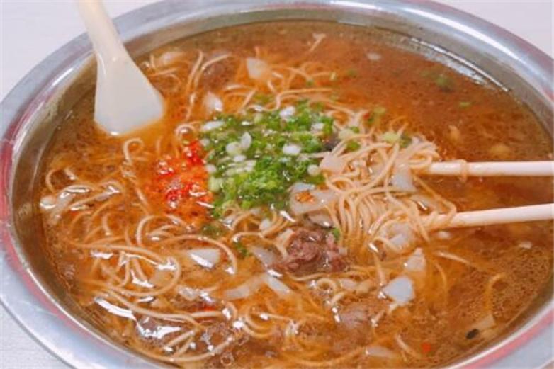 周记粉面馆加盟