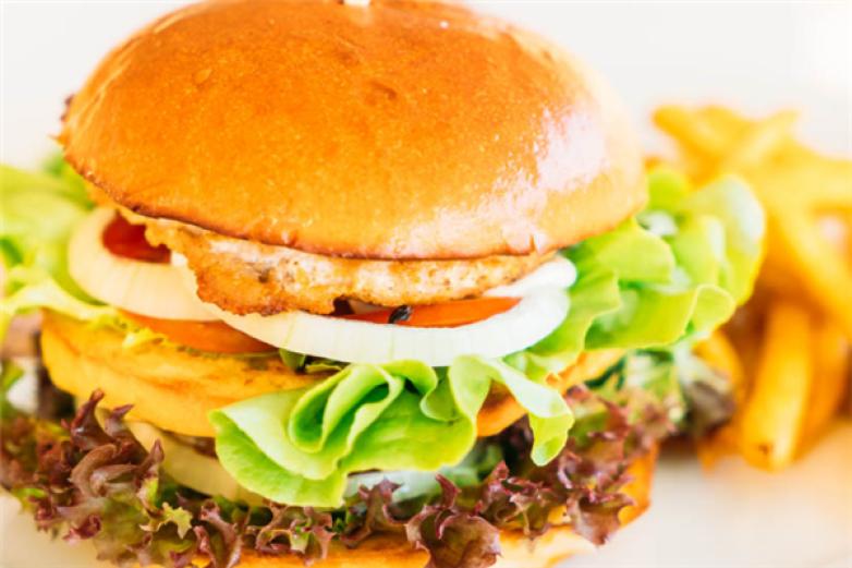 德尔克汉堡加盟