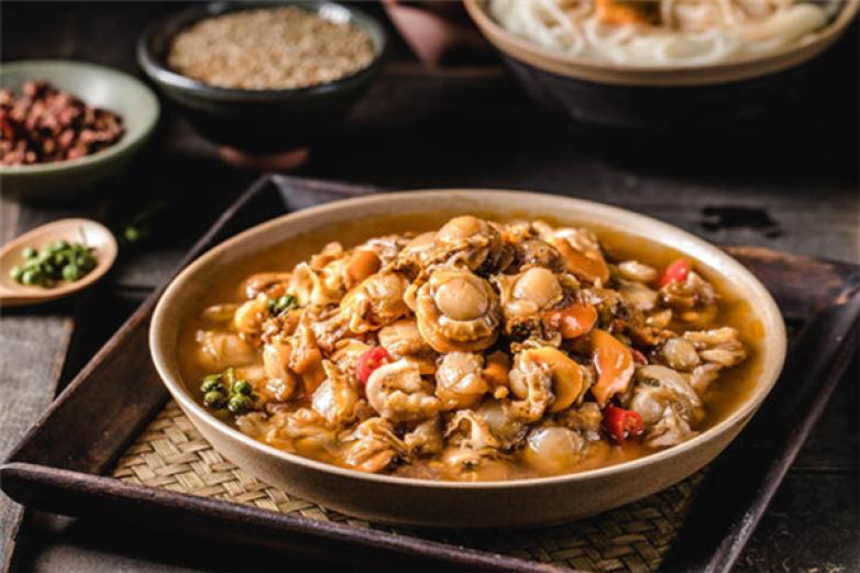 伴渔笙香锅小海鲜加盟