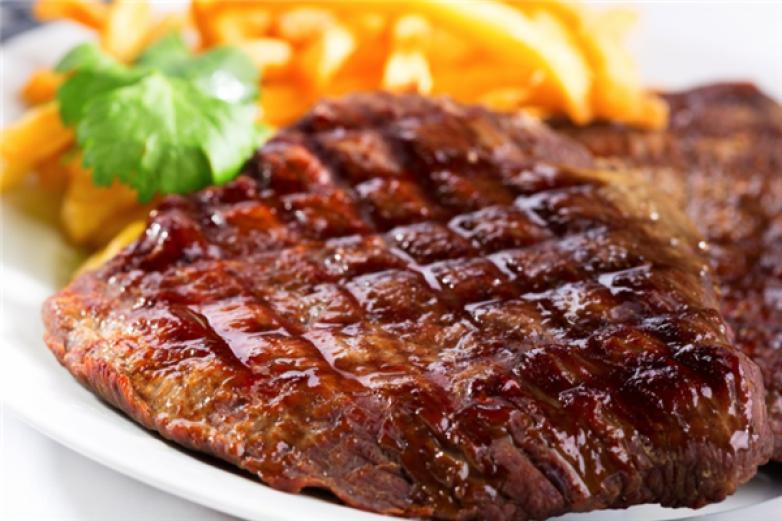 炙牧场碳烤牛排加盟