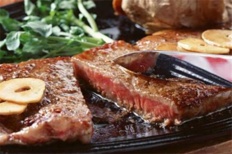 怪物世界牛排酒坊加盟