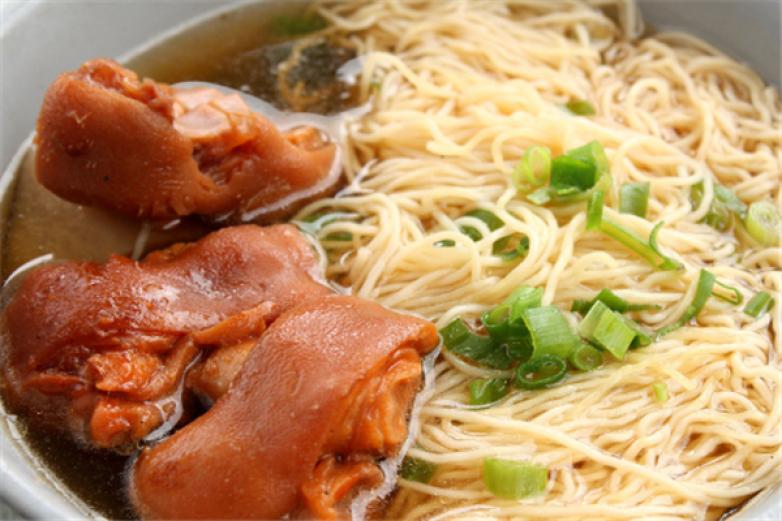 潮兴汤粉面加盟