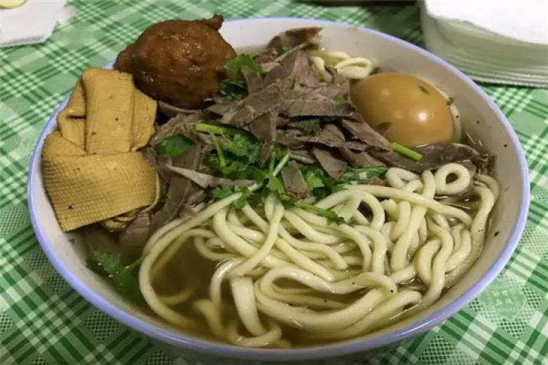 大佬王牛肉面加盟