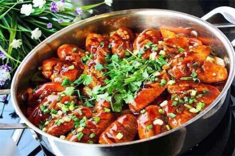 黄记煌三汁闷锅加盟