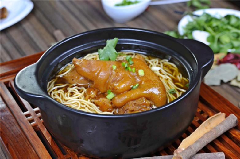 好面子蹄花面加盟