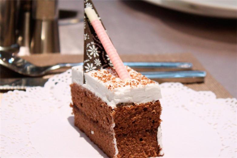 伯爵伦西餐加盟