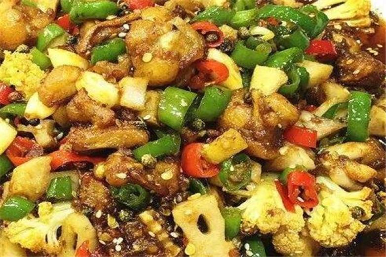 冒小蛙美蛙冒菜加盟