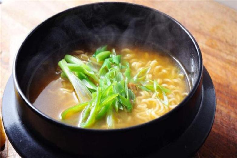 四爷牛拉牛肉面加盟