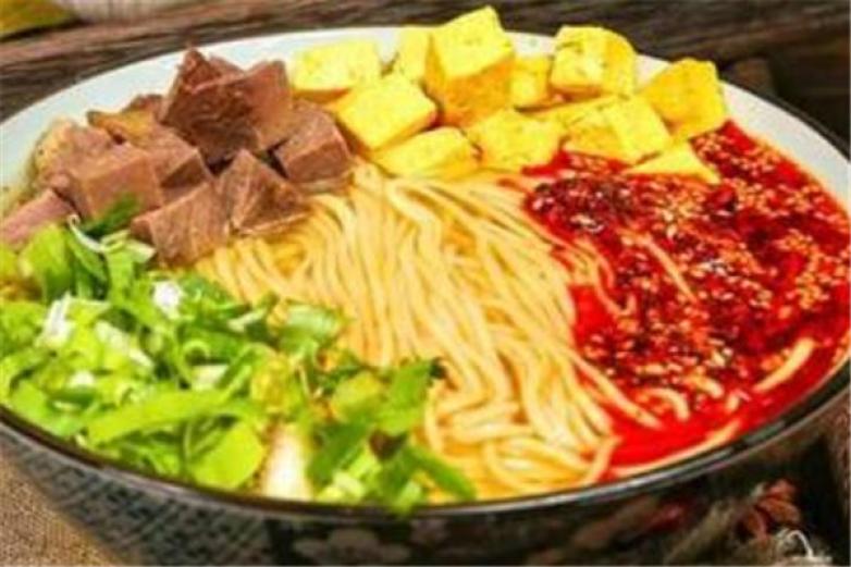 安食六和牛肉拉面加盟