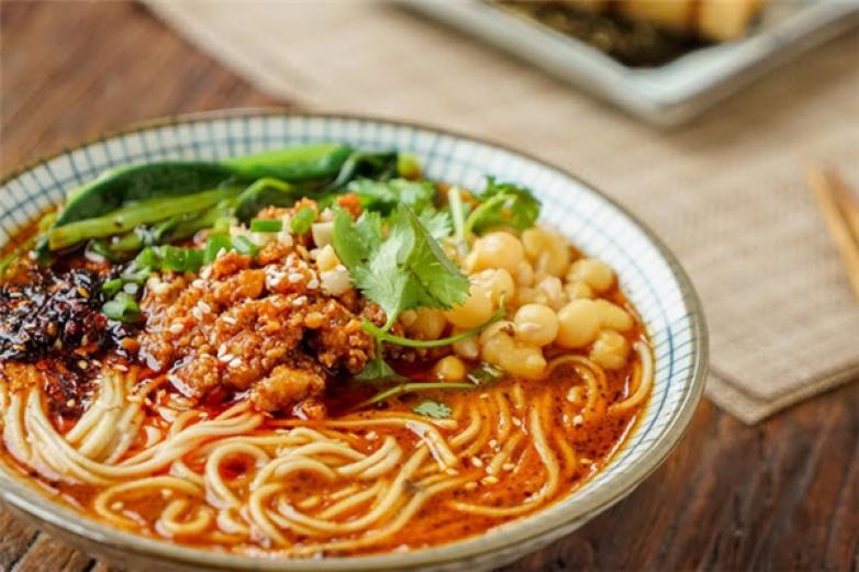 嘿巴适重庆小面加盟