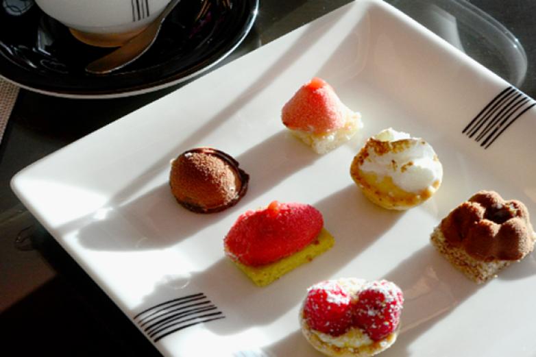 L先生茶水铺加盟