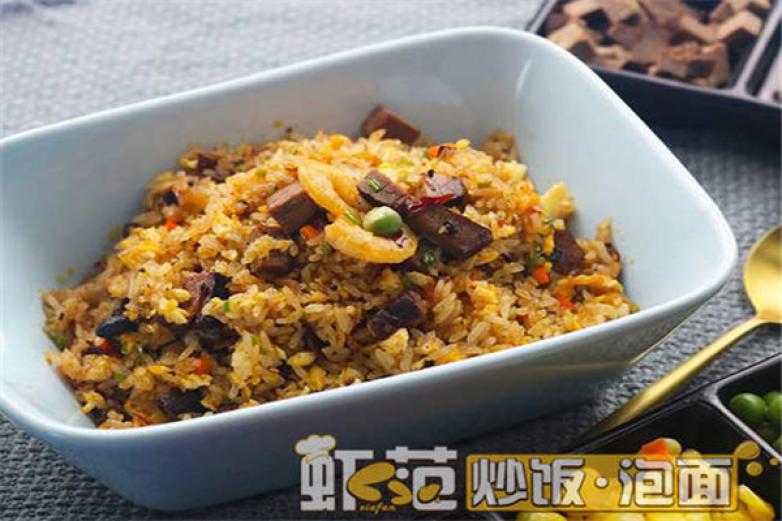 虾范炒饭泡面加盟