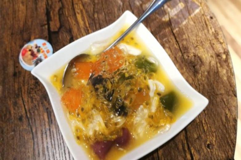 黄小姐的冰爽四果汤加盟