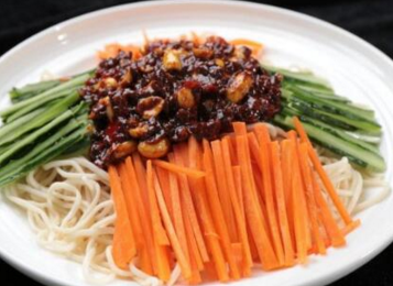 老北京炸酱面馆