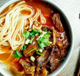 三勺辣子牛肉面