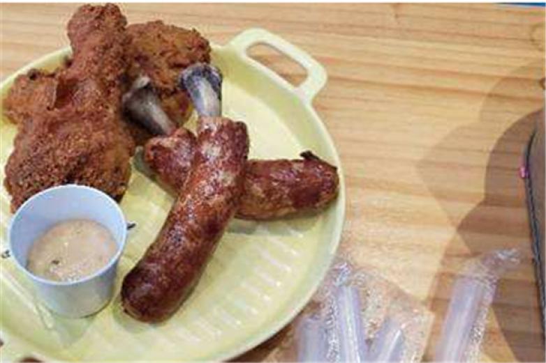 奥特曼汉堡主题餐厅加盟