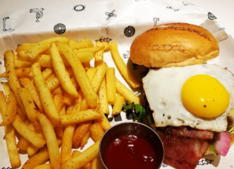 Grinder绞肉机汉堡