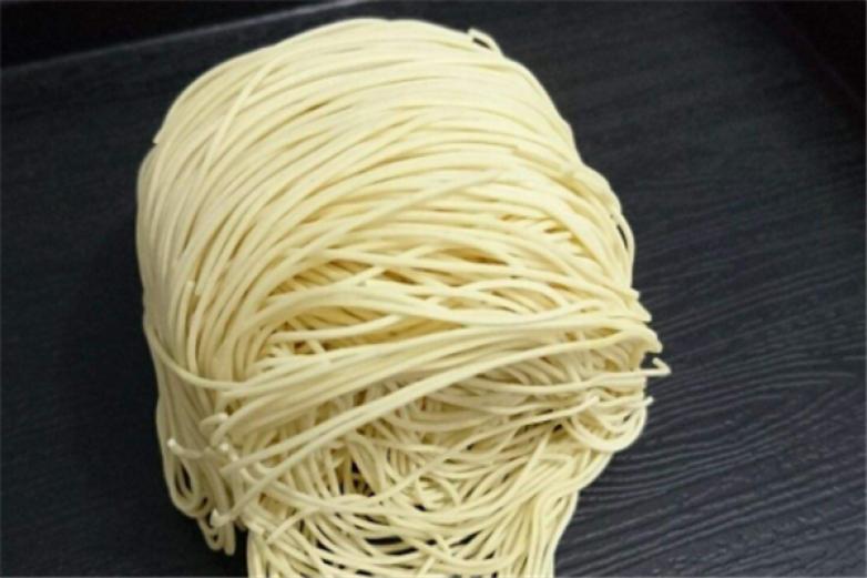 啊群竹升面馆加盟