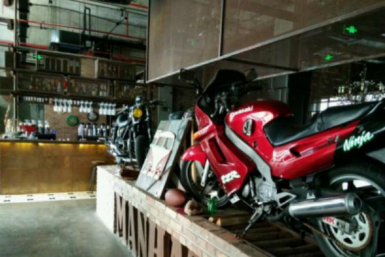 曼哈顿餐吧加盟