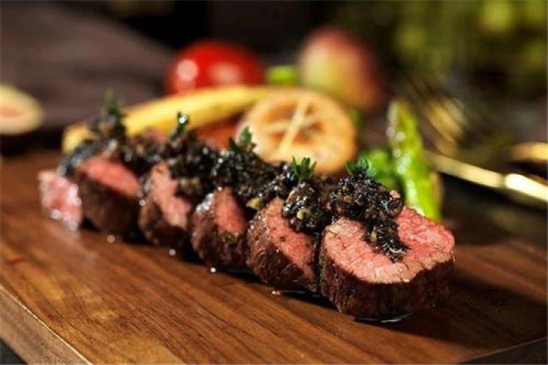 爱必胜时尚西餐厅加盟