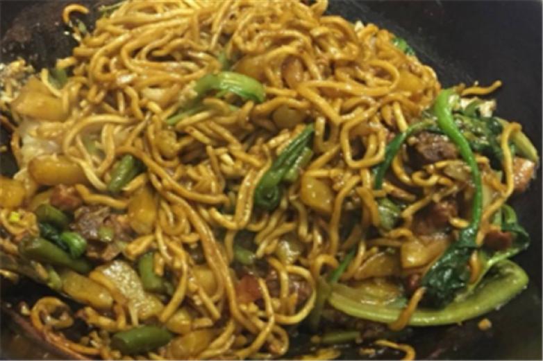 锅犟子铁锅焖面加盟