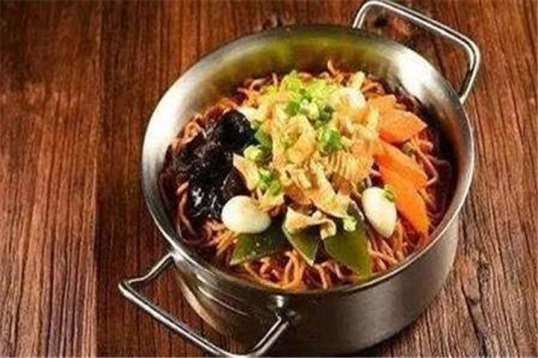 郑将军香锅焖面加盟