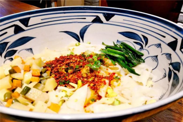 秦味儿西安手工面加盟