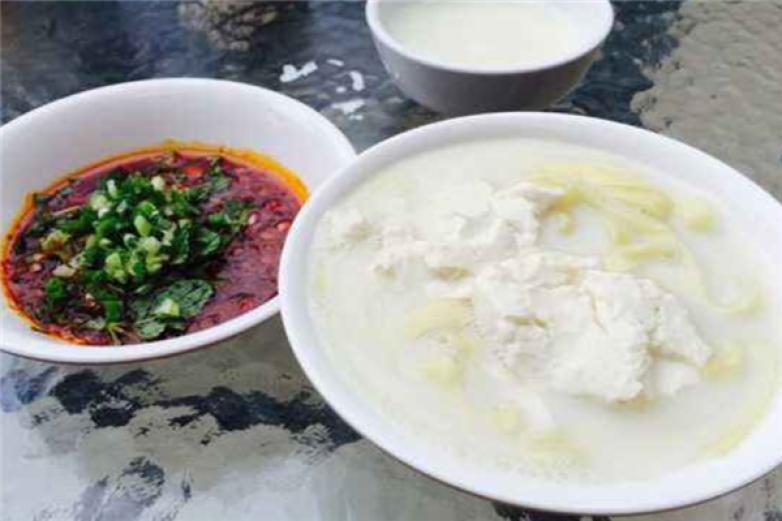 鑫叔叔豆花面加盟